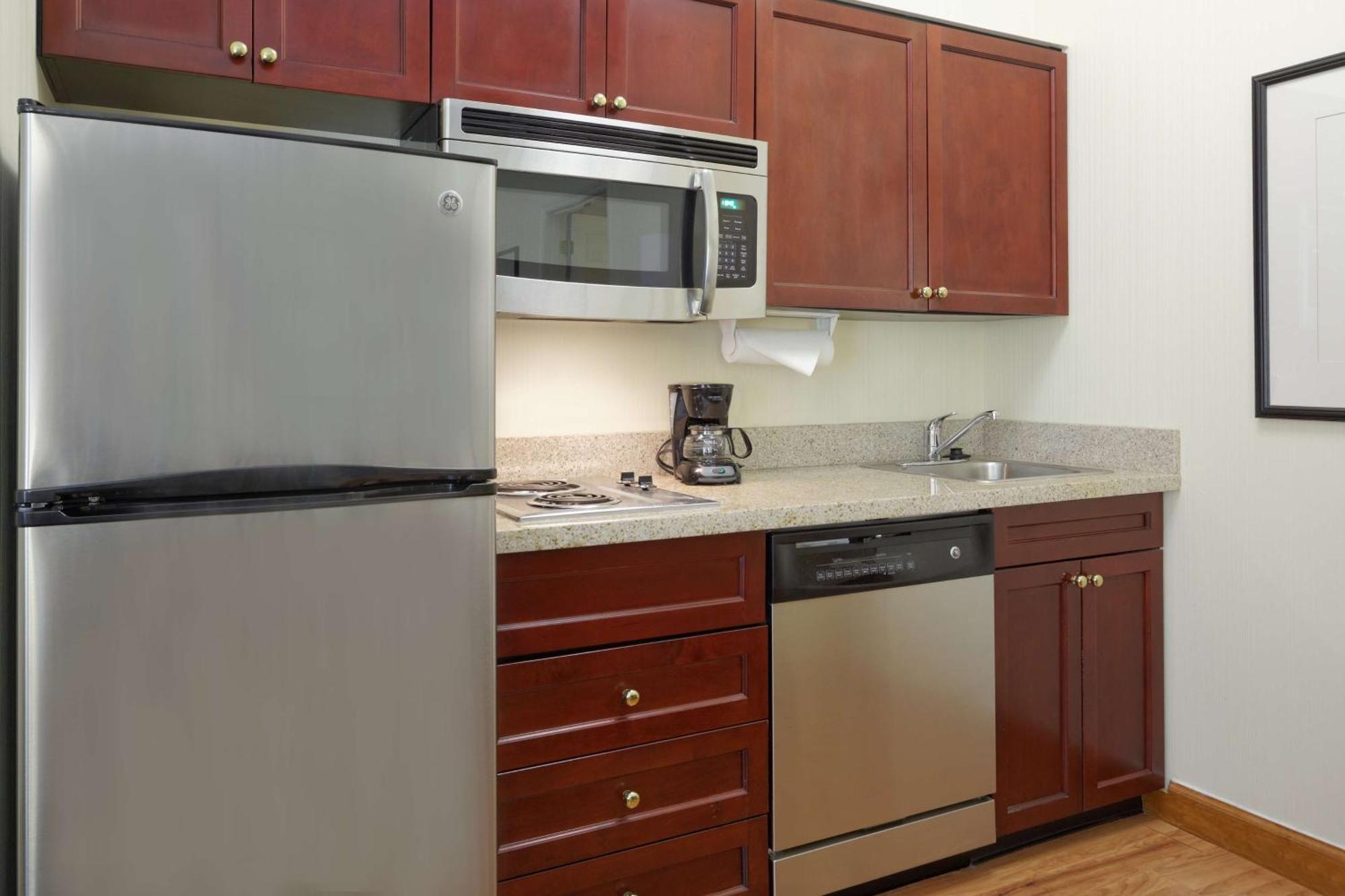 Homewood Suites By Hilton Raleigh/Crabtree Valley מראה חיצוני תמונה