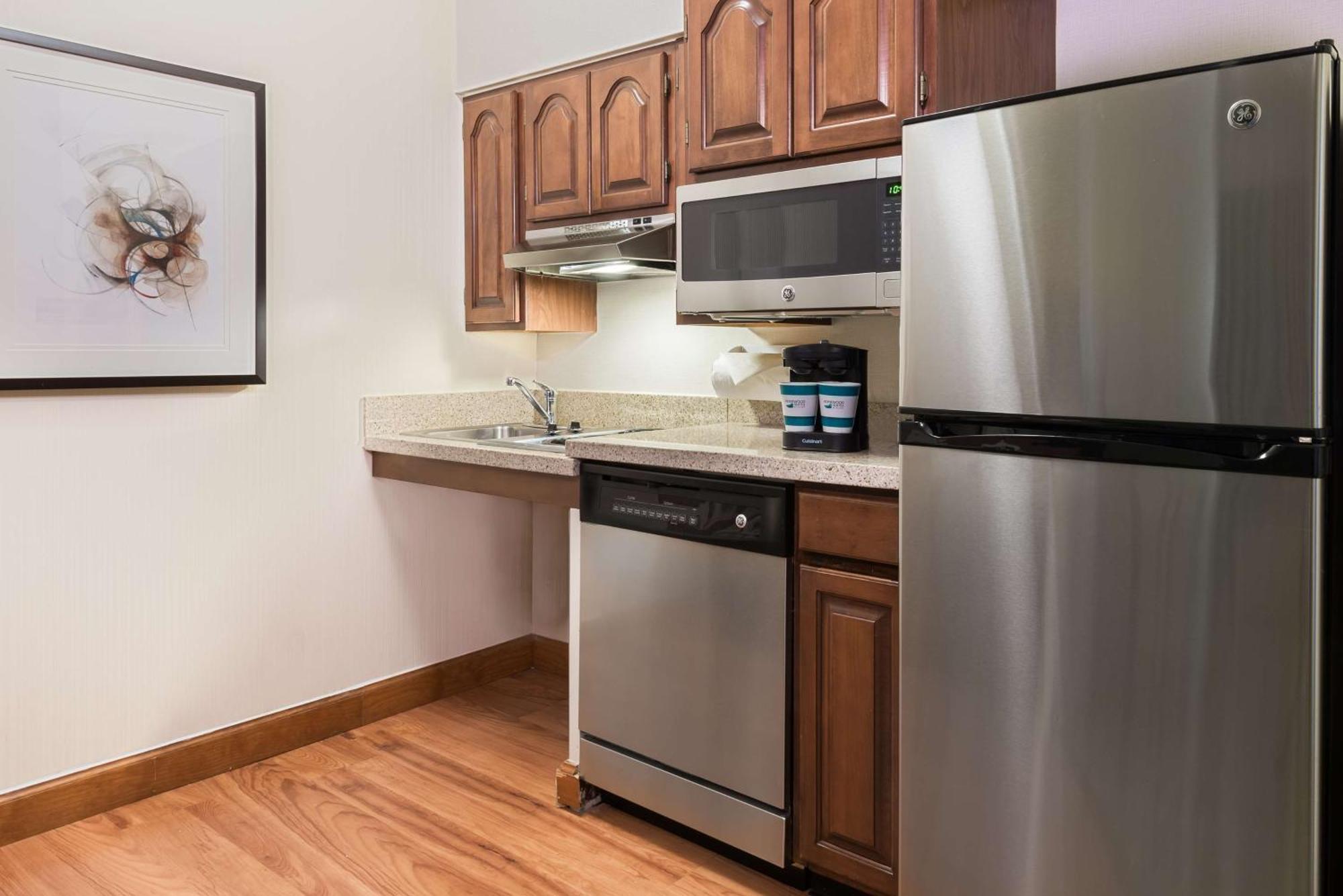 Homewood Suites By Hilton Raleigh/Crabtree Valley מראה חיצוני תמונה