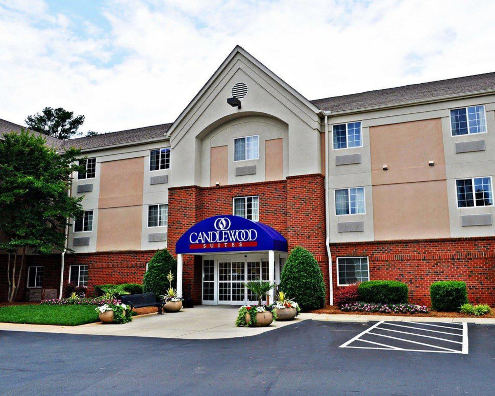 Homewood Suites By Hilton Raleigh/Crabtree Valley מראה חיצוני תמונה